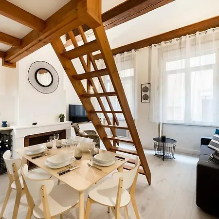 In | Cosy Avec Mezzanine Centre